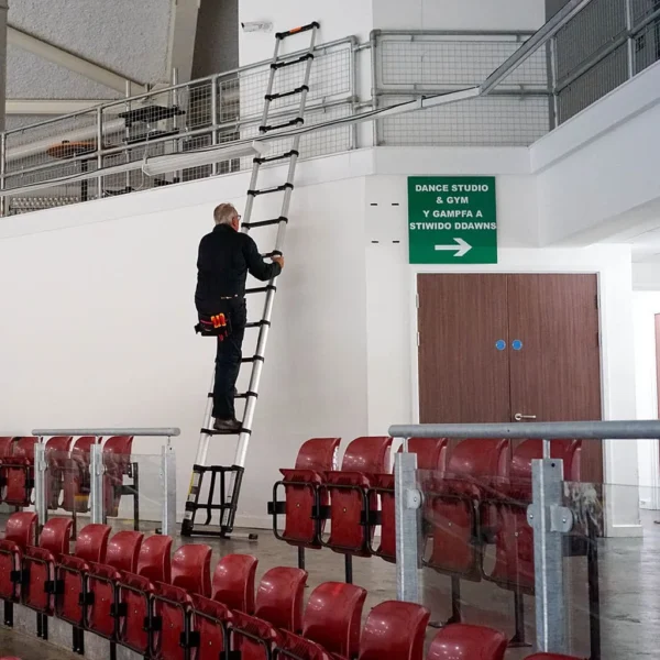 TB Davies 4.4m XTEND+CLIMB Super ProSeries S2.0 Telescopic Ladder