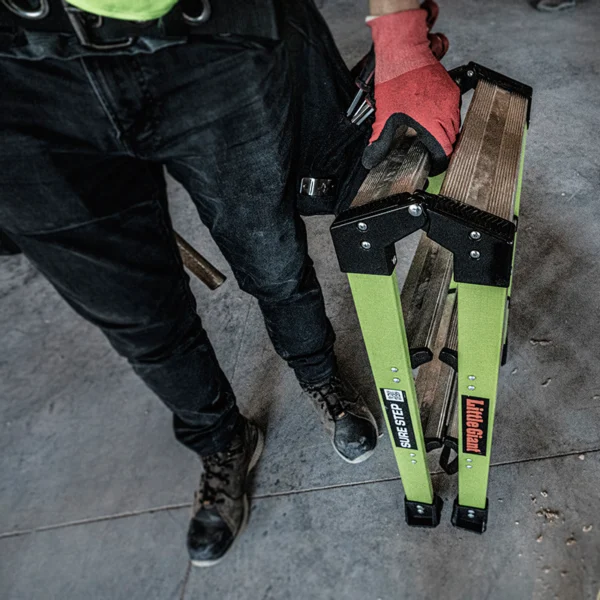 Little Giant SURE STEP Hi-Viz Green Fibreglass