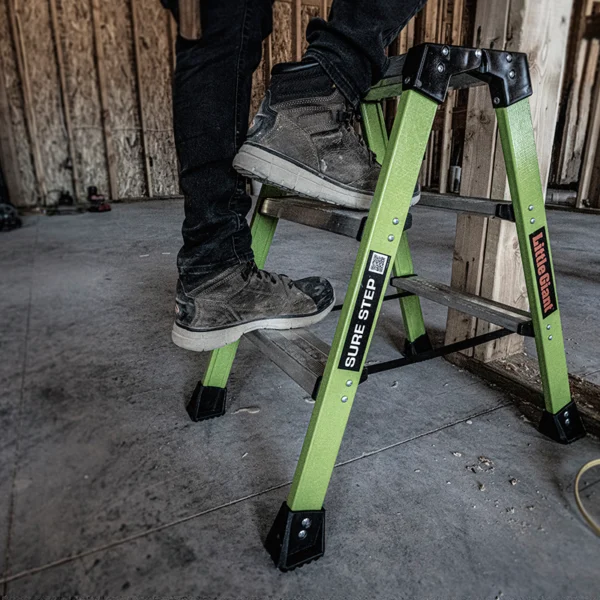 Little Giant SURE STEP Hi-Viz Green Fibreglass