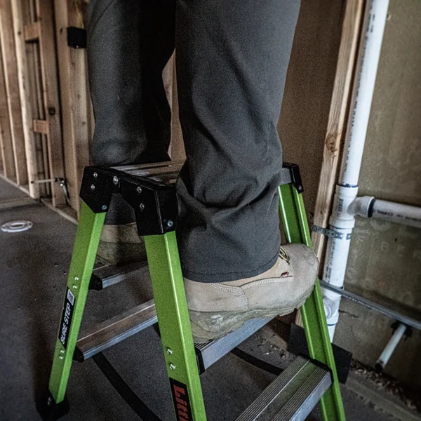 Little Giant SURE STEP Hi-Viz Green Fibreglass