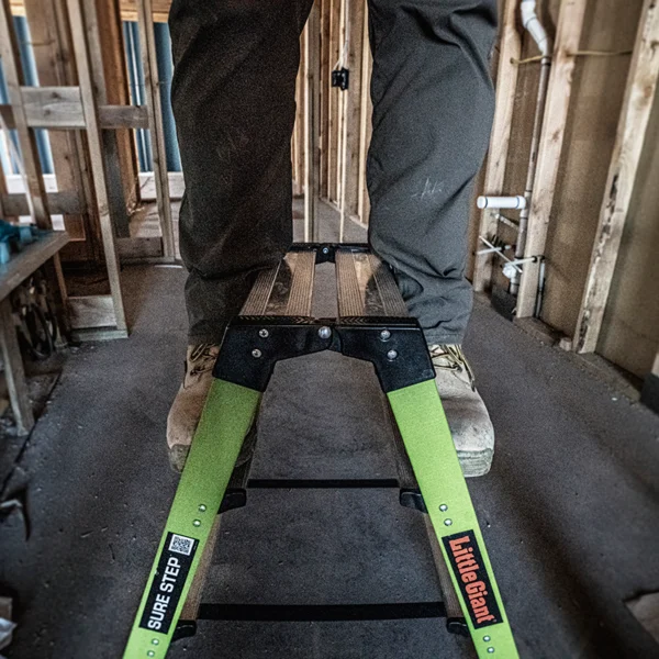 Little Giant SURE STEP Hi-Viz Green Fibreglass