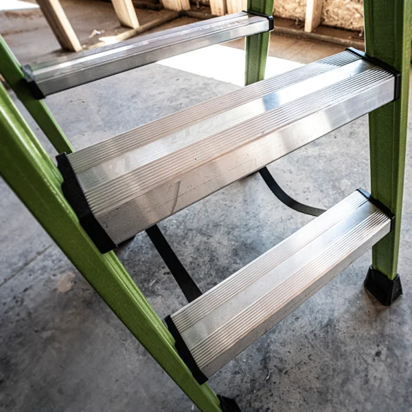 Little Giant SURE STEP Hi-Viz Green Fibreglass
