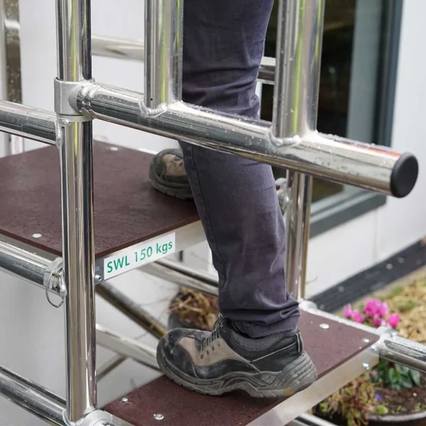 TB Davies TELE-POD Aluminium Industrial Telescopic Podium Step