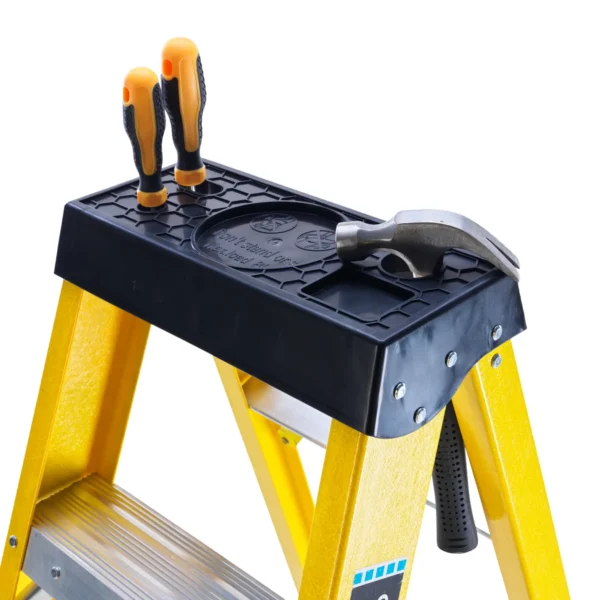 TB Davies INSUL8-S Fibreglass Professional Swingback Step Ladder