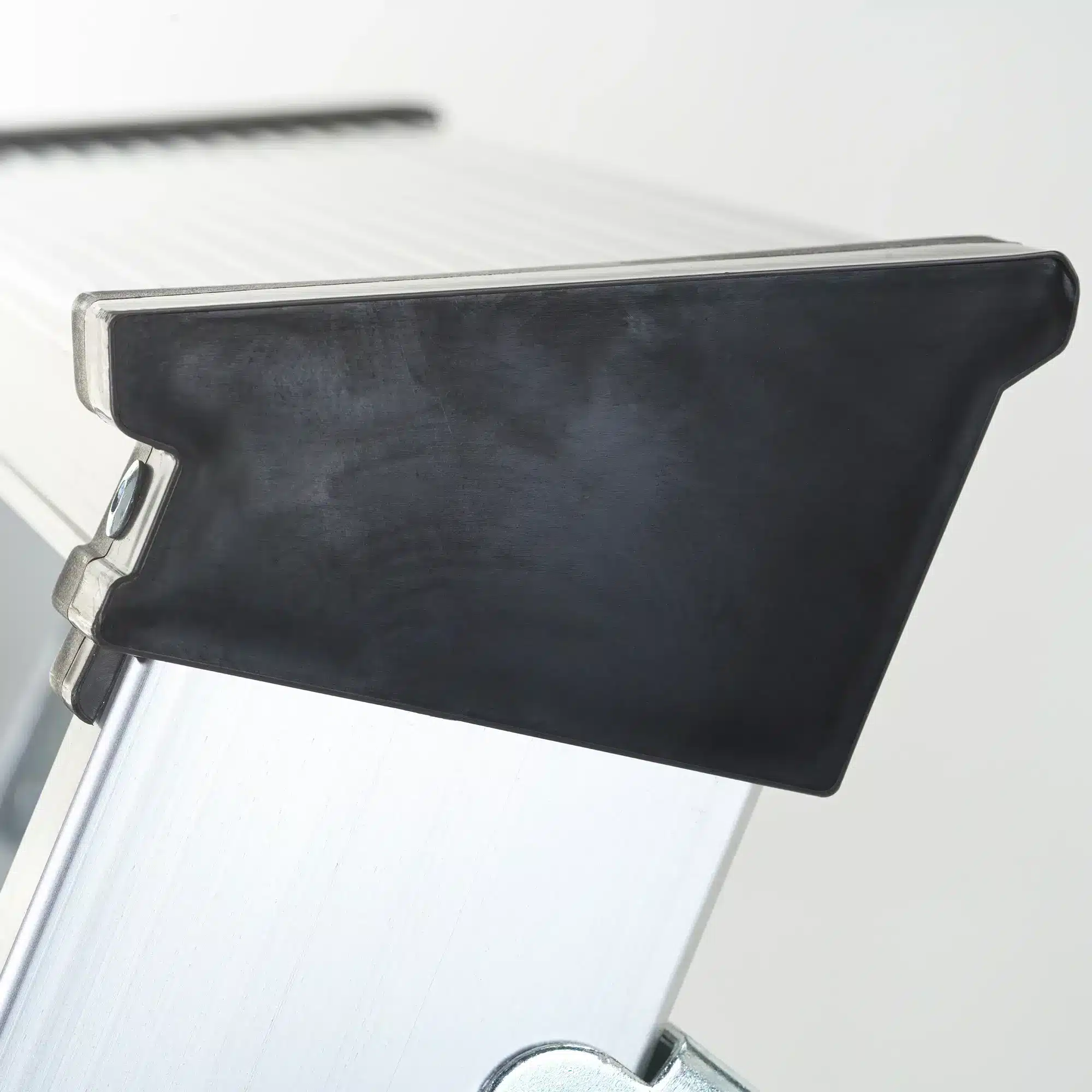 TB Davies HDUTY-S Aluminium Professional Swingback Step 10 TB Davies HDUTY-S Aluminium Professional Swingback Step - Image 10